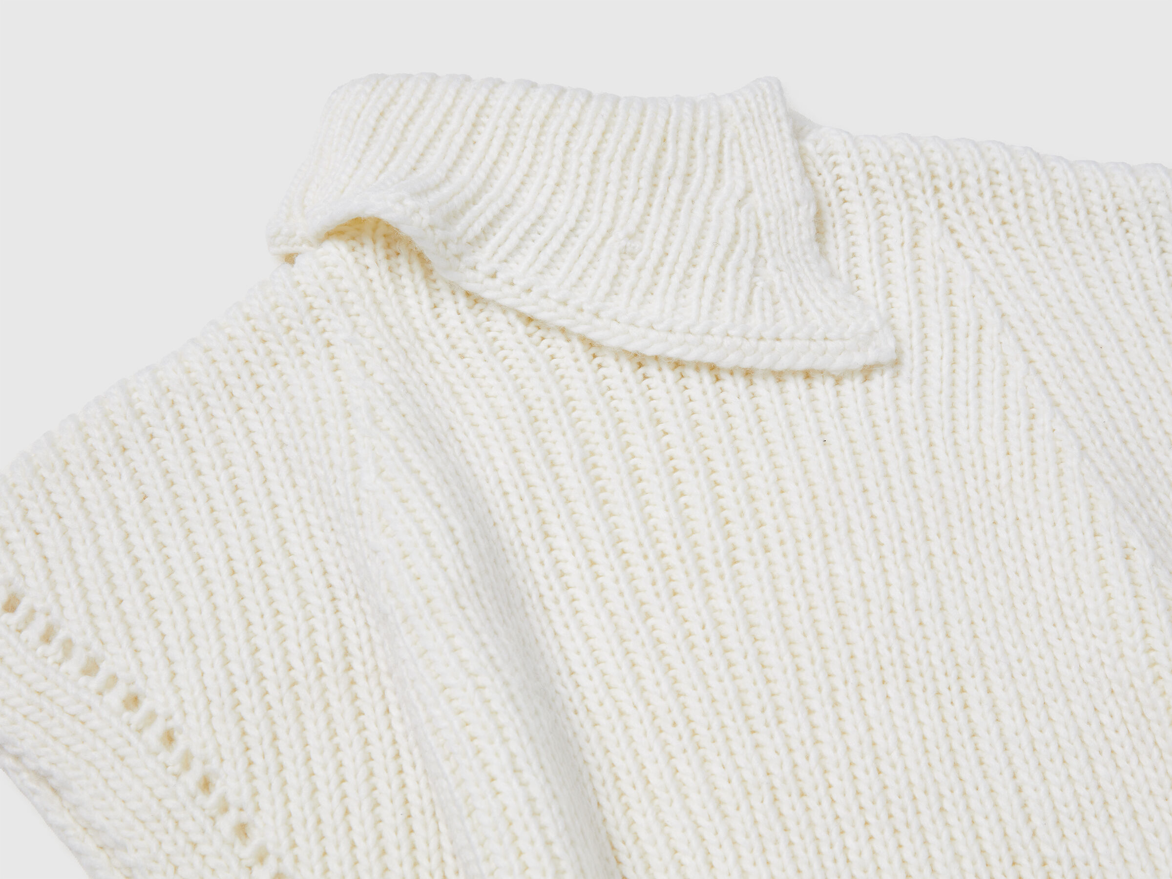 CAPE Junior Girl image number 3